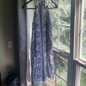 White and blue patterned dress